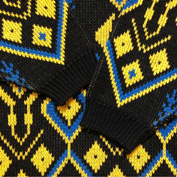 Vintage Knit Sweater - Picture 6 of 14